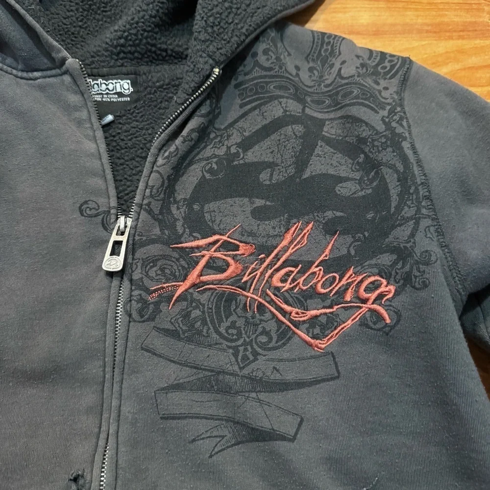 Vintage Y2K Billabong Hoodie Sherpa Lined Zip up Youth L Has Fade And Wear